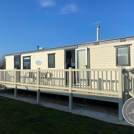 Meadow Lakes 22 - Golden Palm, Pet Friendly, Wifi, Bed Linen - Meadow Lakes Caravan & Lodge Hire Skegness Buitenkant foto
