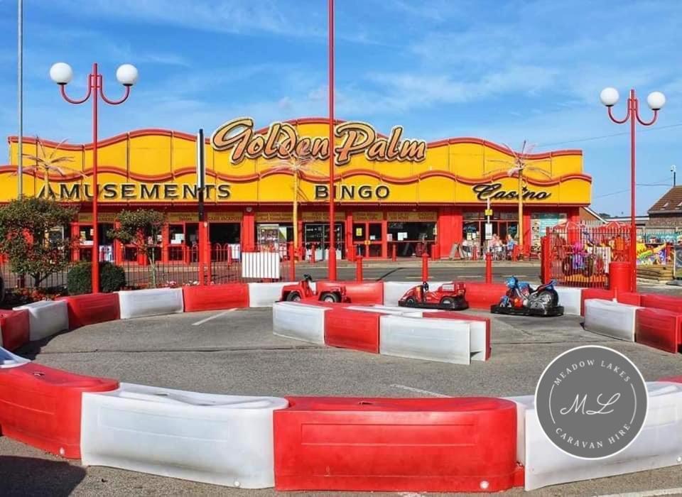 Meadow Lakes 22 - Golden Palm, Pet Friendly, Wifi, Bed Linen - Meadow Lakes Caravan & Lodge Hire Skegness Buitenkant foto